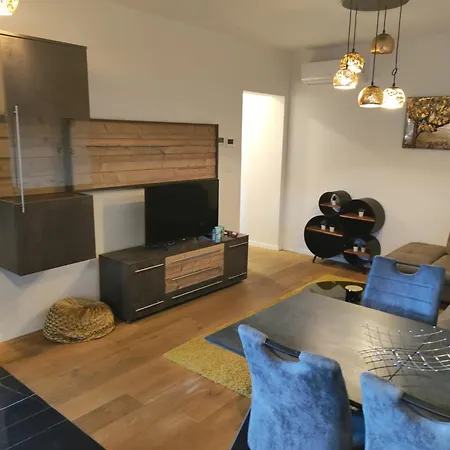 City East Apartment Zagreb With Private Parking Exterior photo